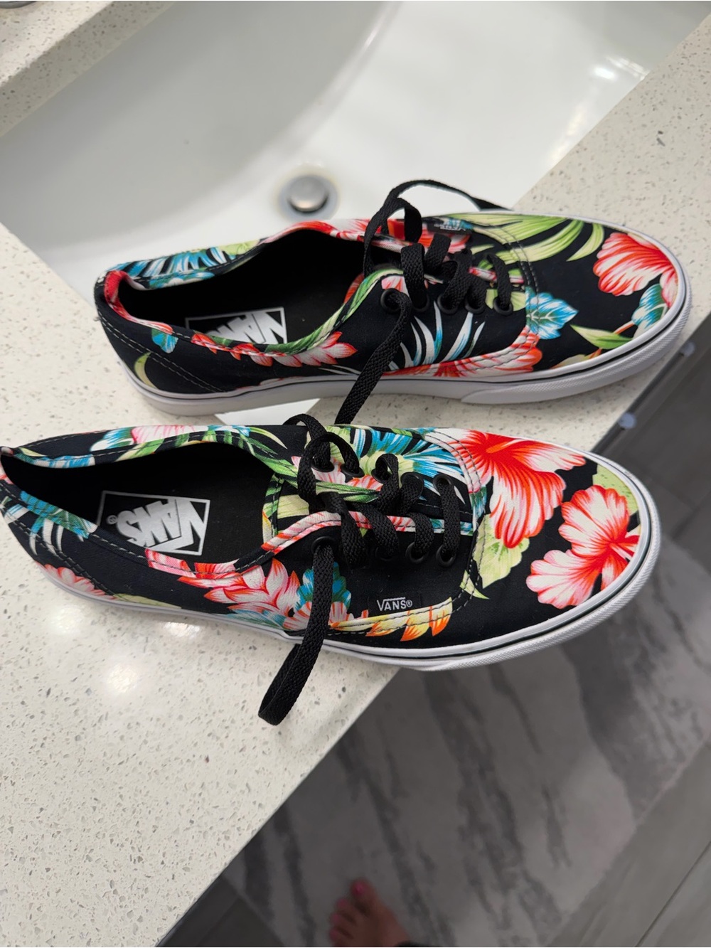 Vans Floral Canvas Low-Top Sneakers - Black Multi